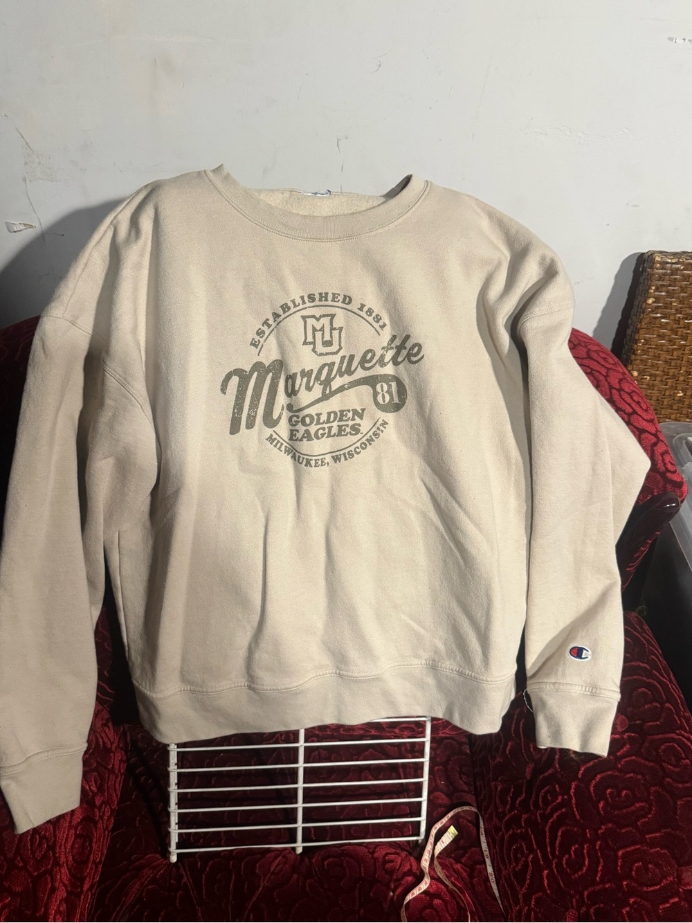 Champion Marquette Golden Eagles Crewneck - Cream